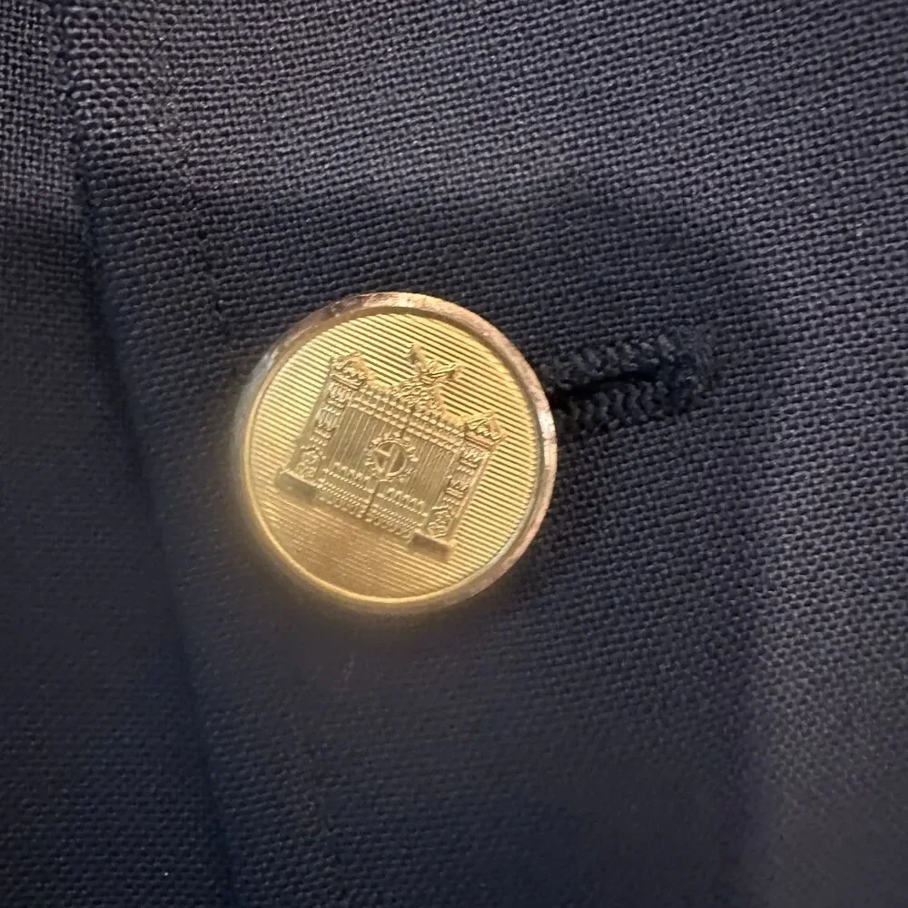 Classic Navy Wool Blazer Gold Brass Buttons Sport Coat Size 41 RG